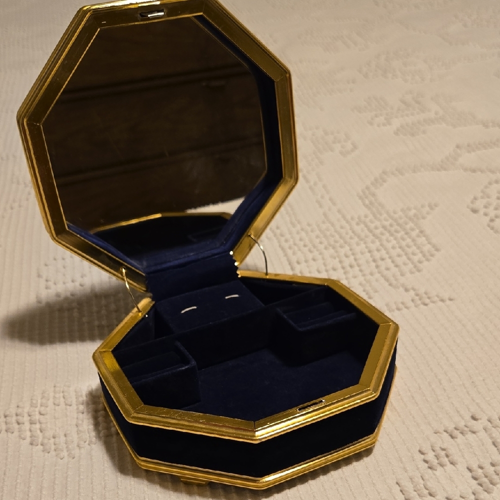 Elegant Navy Blue Velvet Octagonal Music Jewelry Box with Mirror